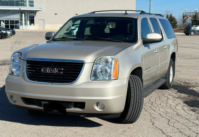 2013 GMC Yukon XL SLT 4X4 for SALE!!