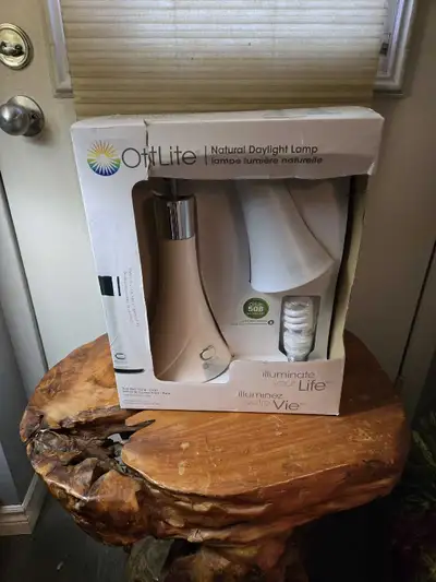 Ottlite Tulip Table Lamp--Brand New, View more