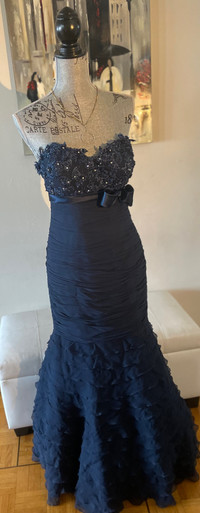 Ball Gown (size 8)