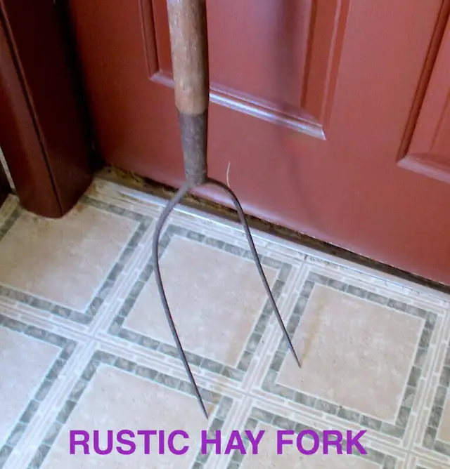 RUSTIC COUNTRY ANTIQUES - MORE in Arts & Collectibles in Moncton - Image 7