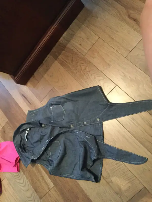 Vêtements filles in Kids & Youth in City of Montréal - Image 8