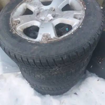 Be ready for SNOW. Rims off a 2007 Ford Freestyle 5x114 center bore 63.4
