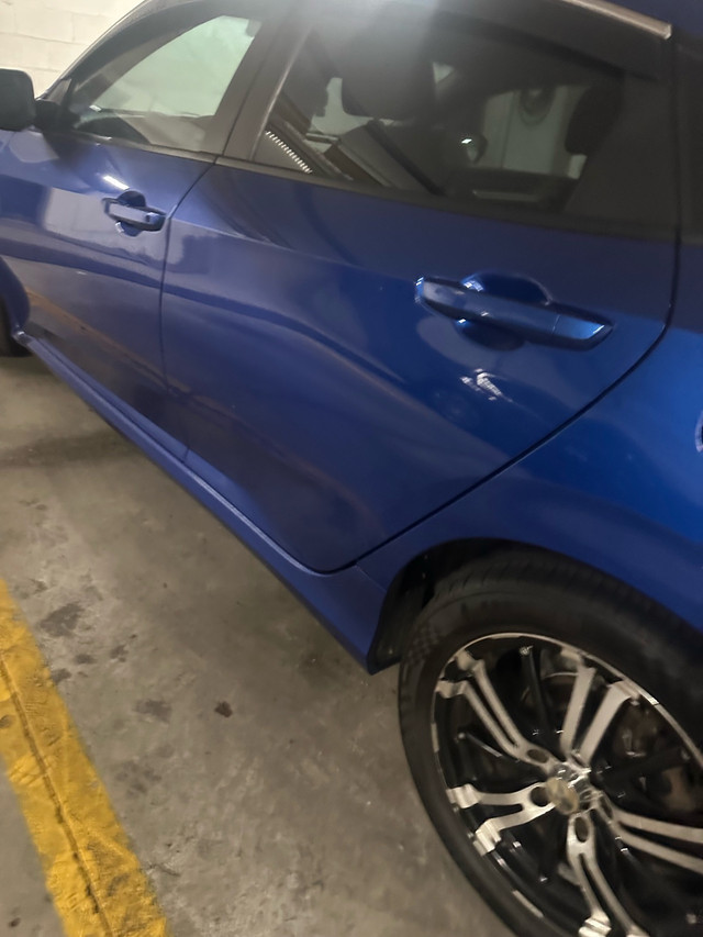 Honda Civic 2019 in Cars & Trucks in City of Toronto - Image 2