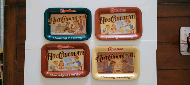 1980s Carnation Hot Chocolate Trays in Arts & Collectibles in Lloydminster - Image 2