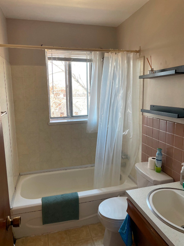 Large 1 bedroom apartment St. Boniface June 1 or August Long Term