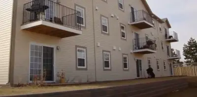 Room for rent at 80 Nicolas lane looking for a roommate for the next year. 10 Mins from UPEI and clo...