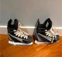 Skates size Youth 12 in excellent condition $15