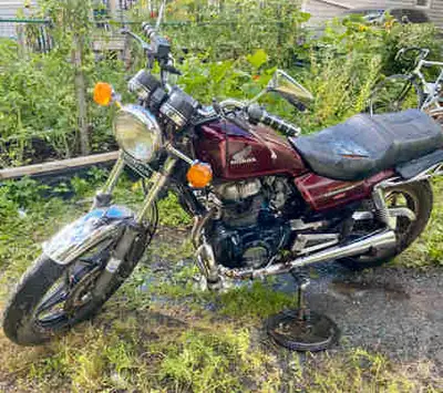 For Sale — A beautiful, classic 450cc Nighthawk in “Candy Andromeda Red”, in great condition for it’...