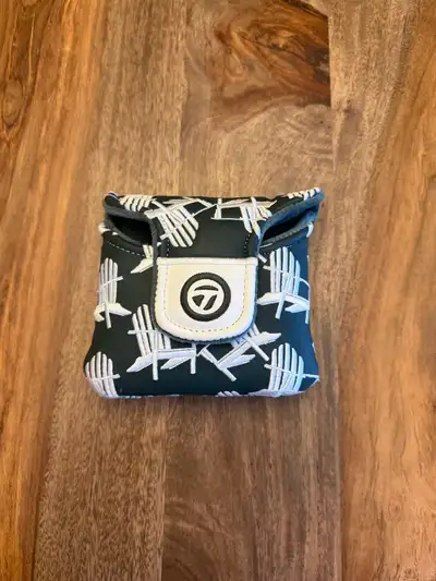Taylormade Pinehurst Spider putter cover, View more