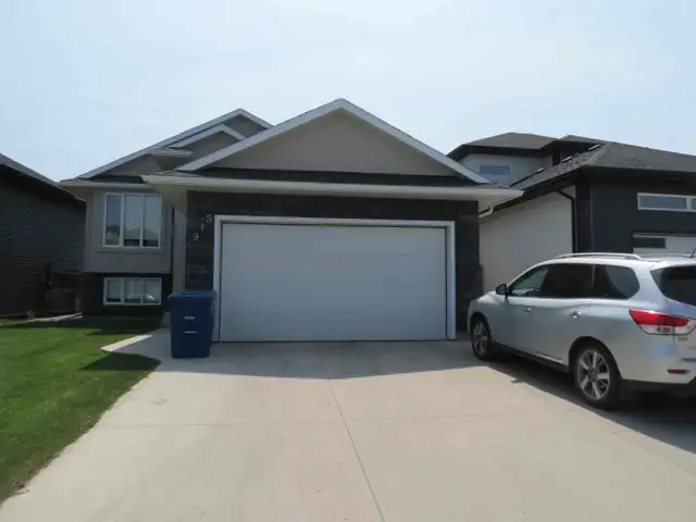Fully Furnished 2-Bedroom Legal Basement Suite