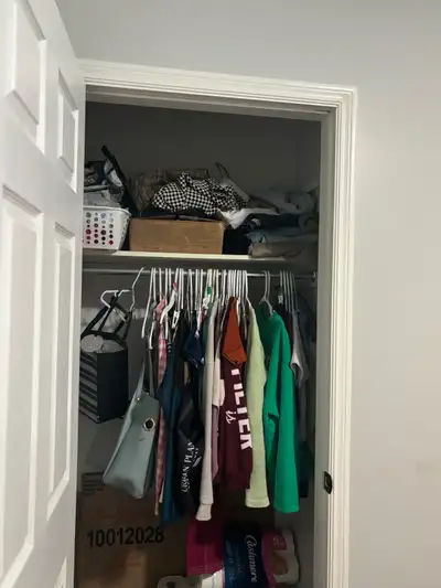 Private room available in Barrie from Nov 1. Washroom is shared with 2 other people. No parking. Ren...