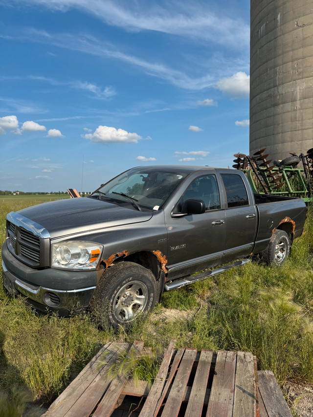 Part out in Cars & Trucks in Stratford - Image 2