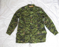 Vraie chemise militaire de combat CADPAT grandeur 7644, XL. Neuf