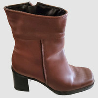 Wow! Womens Vintage Ankle Boots