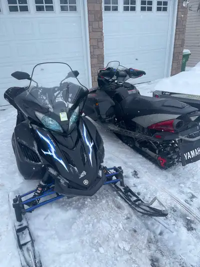 Great sled 4 stroke, electric start, reverse, heated grips, removable jack seat for riding double, c...