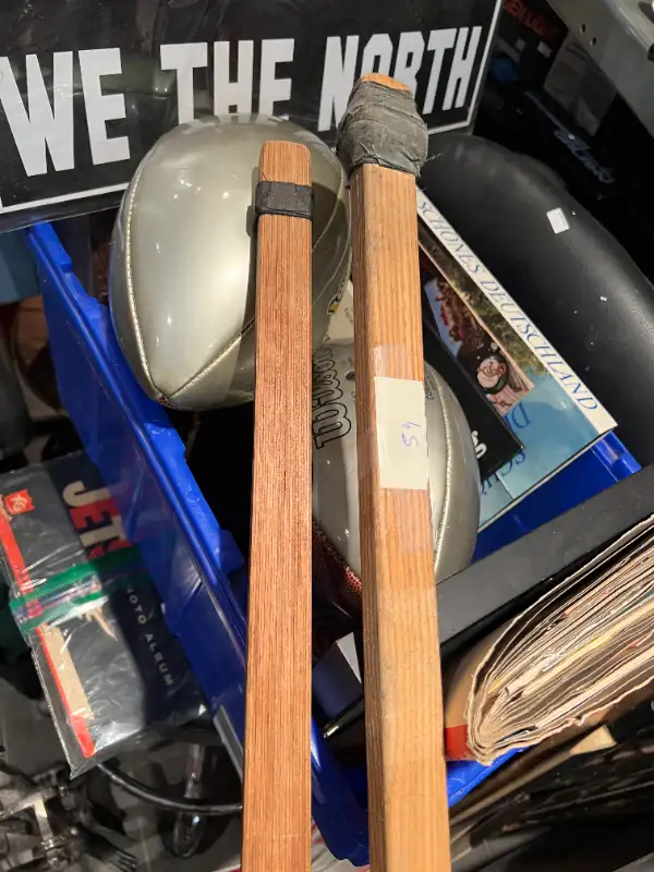 2 ANTIQUE WOOD ICE HOCKEY STICKS - HESPELER / MASTERCRAFT in Arts & Collectibles in Mississauga / Peel Region - Image 5
