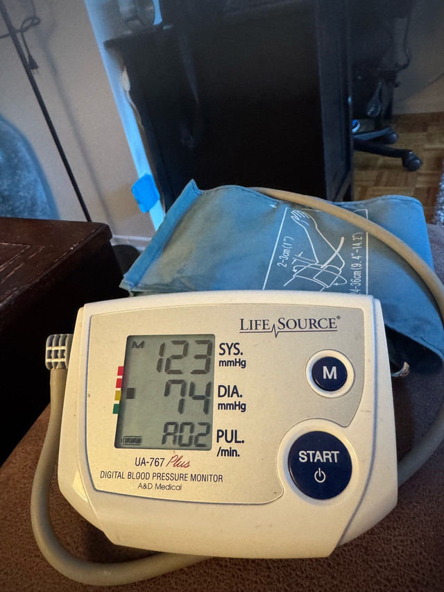tensiomètre LifeSource dans Santé et besoins spéciaux  à Longueuil/Rive Sud