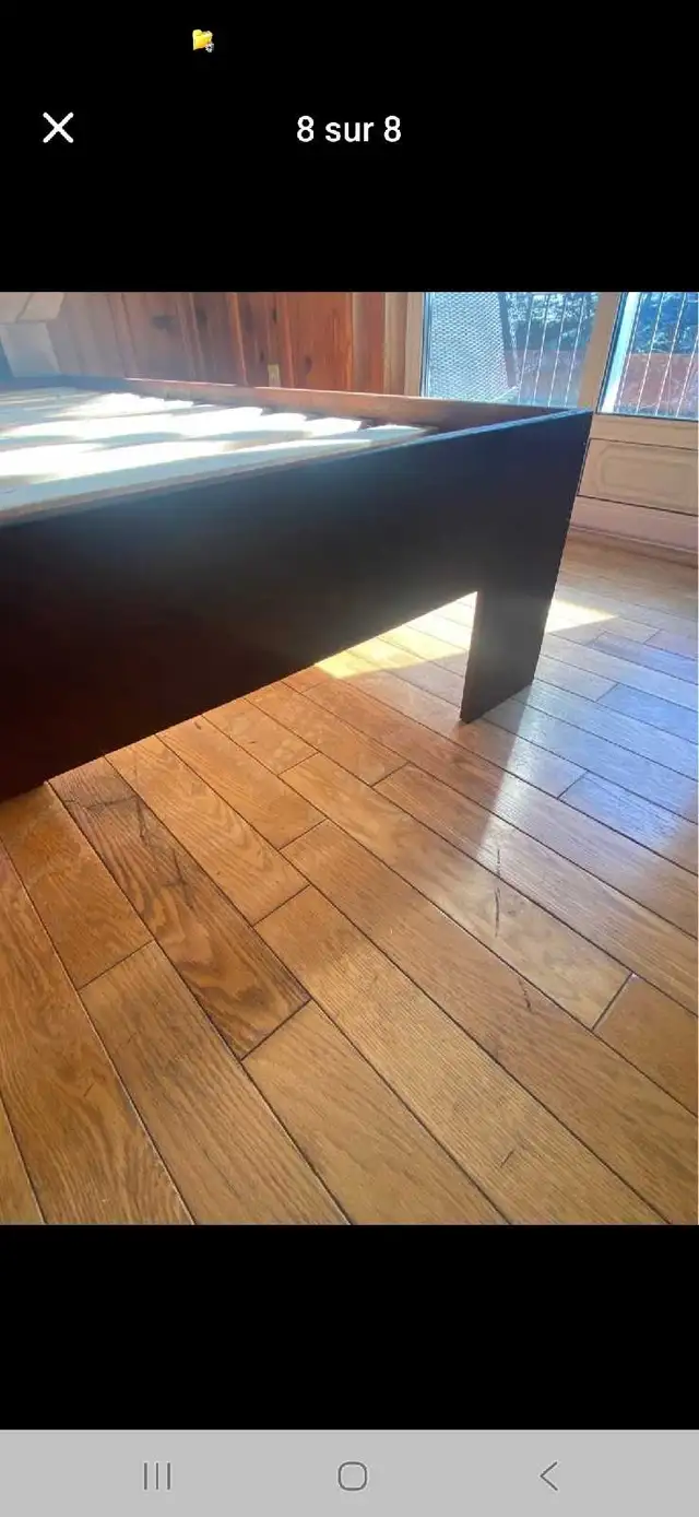 Base de lit queen en bois. in Beds & Mattresses in Sherbrooke - Image 3