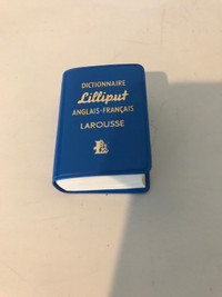 Vintage Lilliput Mini Dictionary English/French -  Dictionnaire