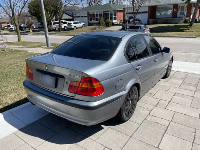 BMW 2003 320i Manual Leather + 2.5 Sets of Tires in Cars & Trucks in Mississauga / Peel Region - Image 4