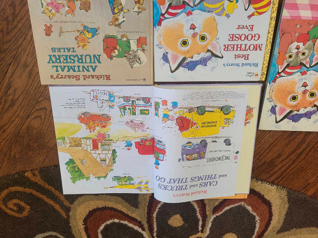 Richard Scarry books in Children & Young Adult in Belleville - Image 3