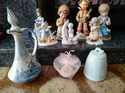 Figurines bibelots/figurines, View more