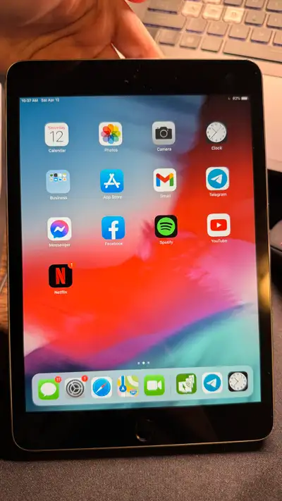 Ipad 3 mini 16gb Mint condition Everything works 100% No issue OBO meet up and cash only Location Lo...