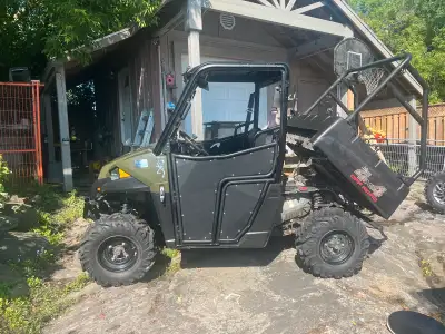 2017 Polaris ranger 500 cc. Mid Size 5900 kms 3500lb winch, dump box, windshield, roof, Aluminum doo...