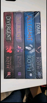 Divergent Book Series