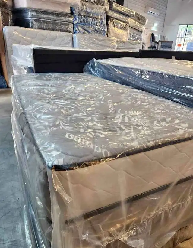 Matelas simple in Beds & Mattresses in Longueuil / South Shore - Image 9