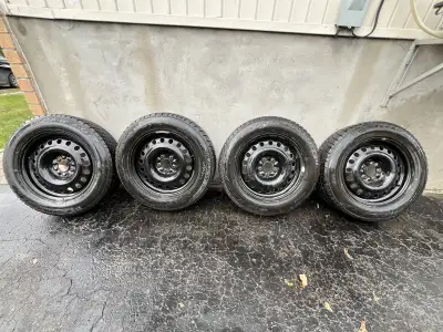 225/65R17 winter tires on rims. Used only for about 3000 km in last two winters. Was on a Nissan Rog...