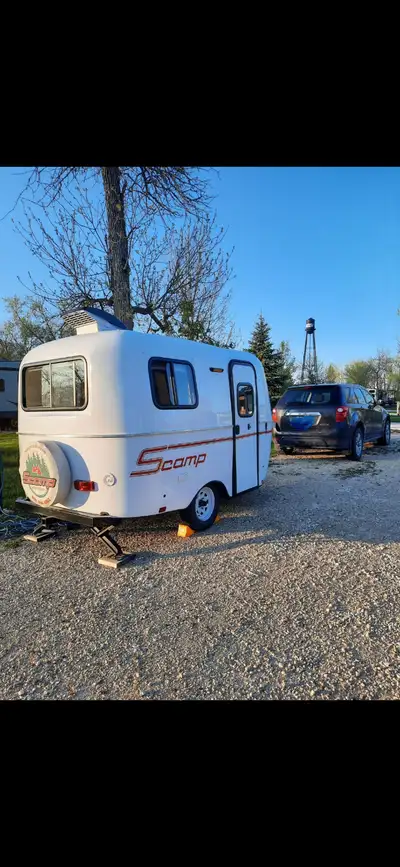 2022 Scamp 13 ft trailer Milage approx 6000 Dry weight 1500 lb Tongue weight 160 lb 12 gal fresh wat...