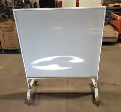Rolling Glass Dry Erase Boards This listing is for a very nice glass dry erase board. Item is in nic...