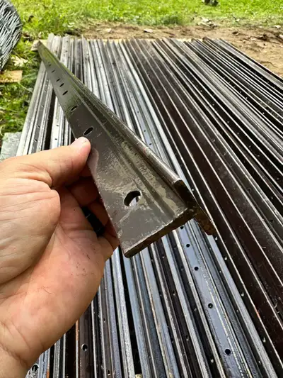 (50) Heavy Duty Steel/ Coated Stakes , View more