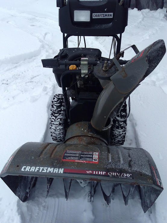 11HP 30 inch wide craftsman snowblower in Snowblowers in Sudbury