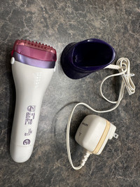 $10 - Philips Lady Shaver Double Contour fully working