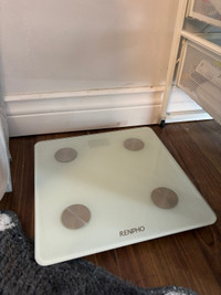 Digital scale for body weight 
