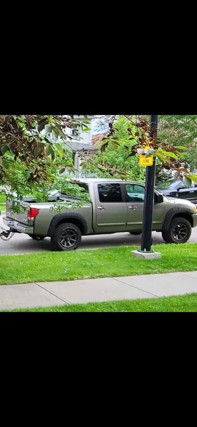 2006 Nissan Titan S E 379,000 km New brakes, just done New upper control arms New oil pressure Switc...