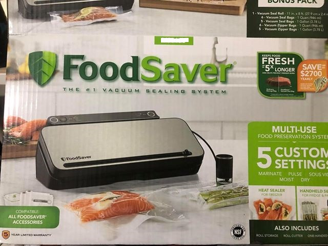 food saver-vacuum-vs3197 vacuum in box with warranty-$69-NO TAX in Vacuums in City of Toronto