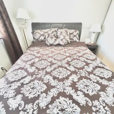 Hi We are renting out 2 bedrooms out of 5 bedrooms in our property . I live in the house with my fam...