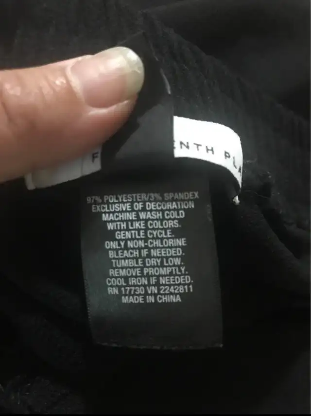 Fourteenth Place women’s XXL tapered leg dress pants, black in Women's - Bottoms in Oshawa / Durham Region - Image 5