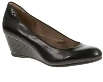 Hush Puppies - Size 8 New , View more