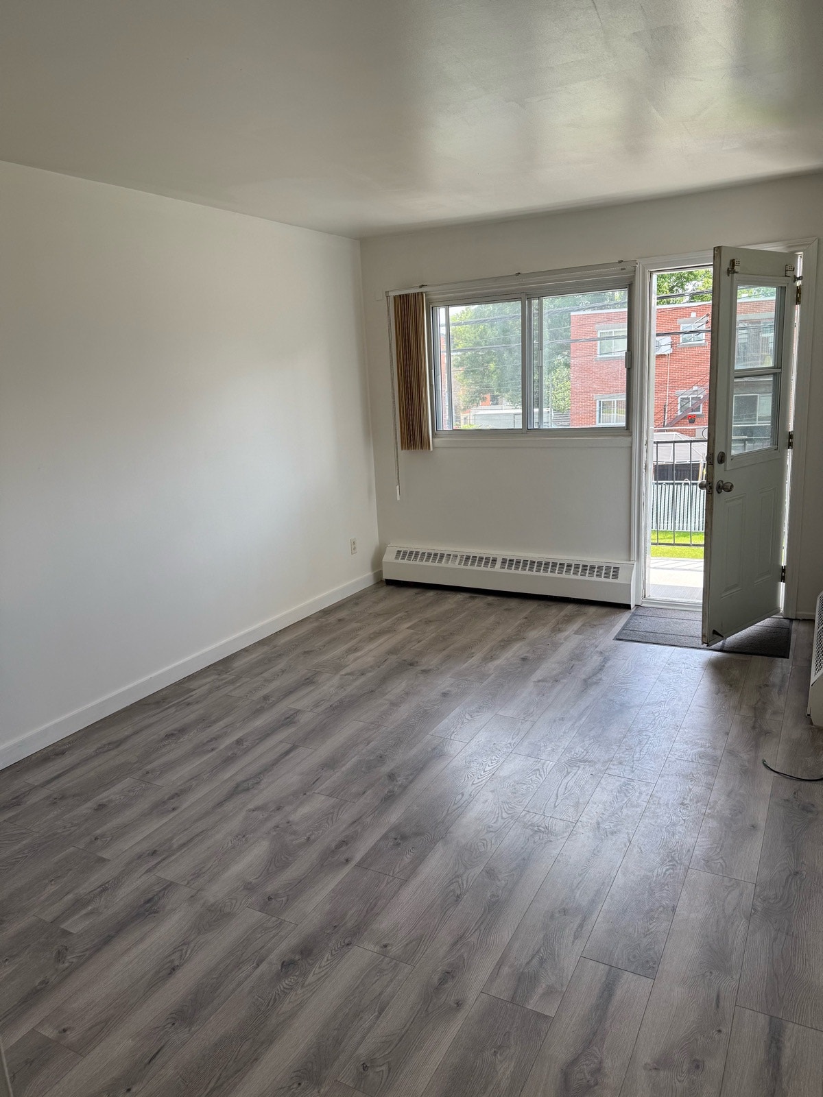 460 Rue Marconi — photo 3