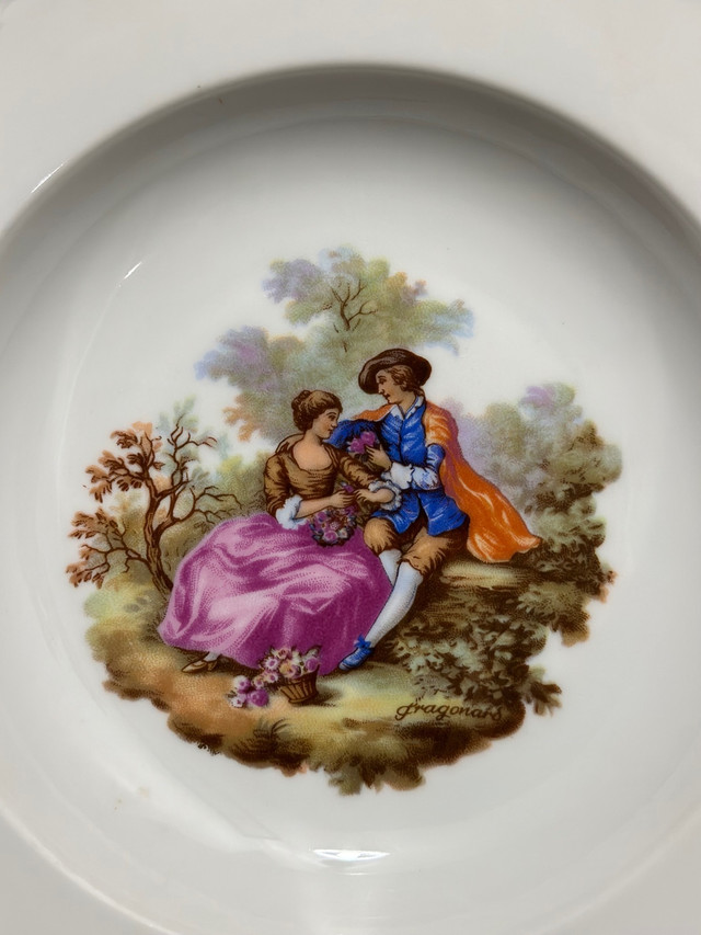 Rim Soup plate Fragonard Couple Love ❤️ Story  in Kitchen & Dining Wares in Hamilton - Image 2
