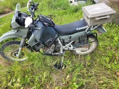 2005 Kawasaki KLR 650 Comes with hard bags that aren't currently attached. Spare fuel tank and misc...