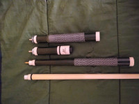 EAST POINT POOL CUE 4 PEICES COLLAPSIBLE USED 