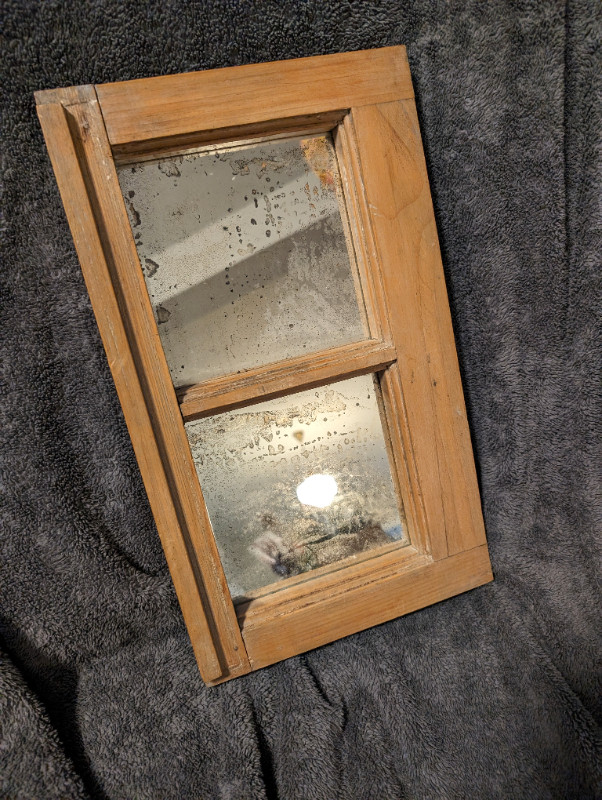 Miroir antique/Antique Mirror dans Art et objets de collection  à Ville de Montréal