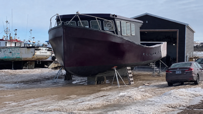 This boat is ready to make money! Specs - Hull Material: Fiberglass Year Built: 2006 Length: 48 Ft....