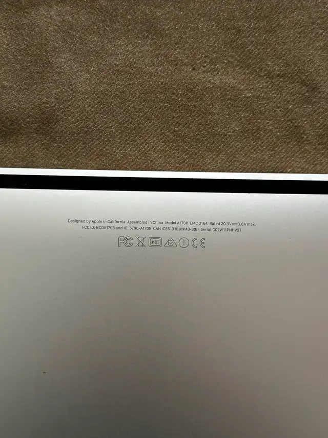 MacBook Pro 2017 - Great Condition in Laptops in Edmonton - Image 4