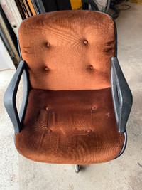 Vintage office chair Charles Pollack